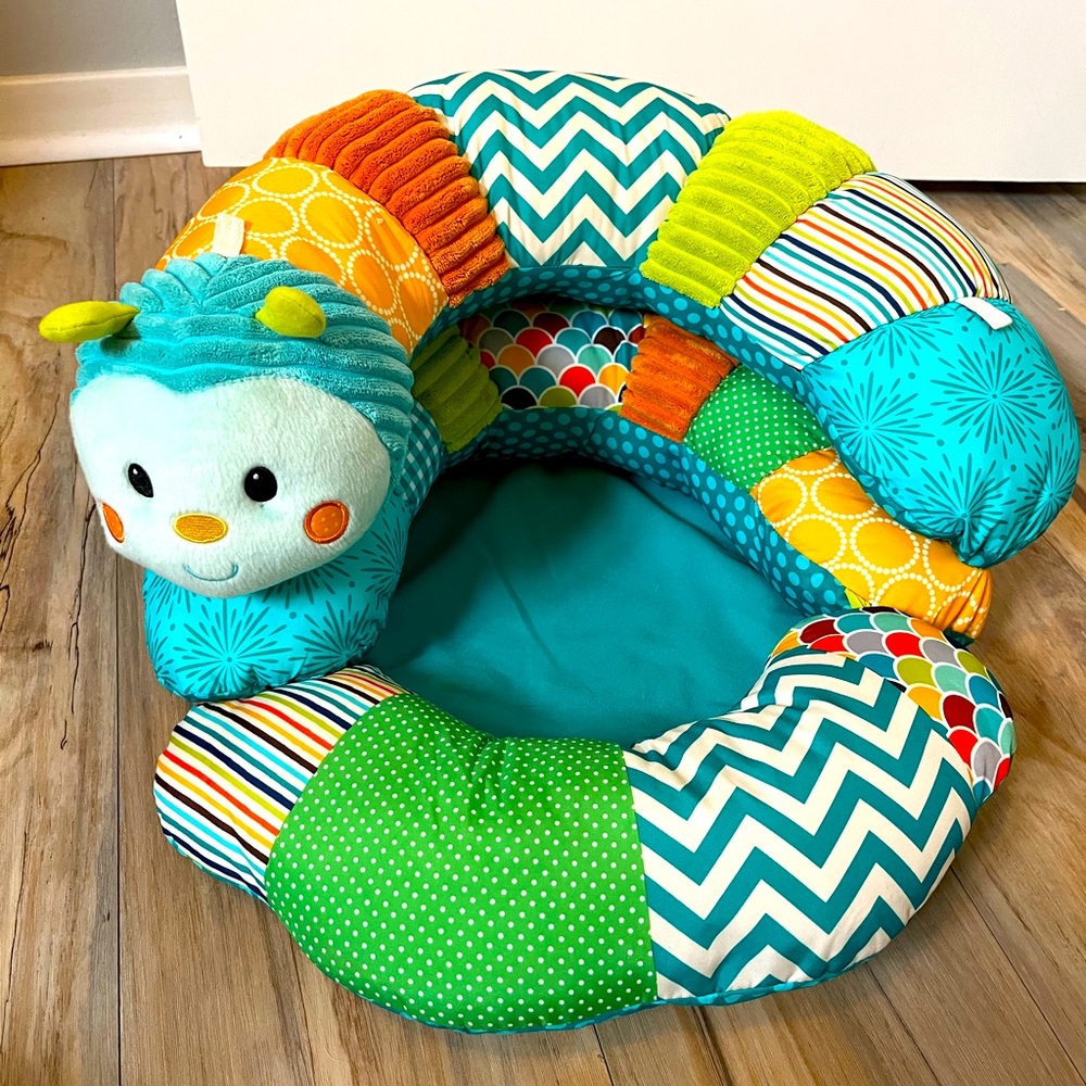 Infantino Prop-A-Pillar tummy time and seated support pillow